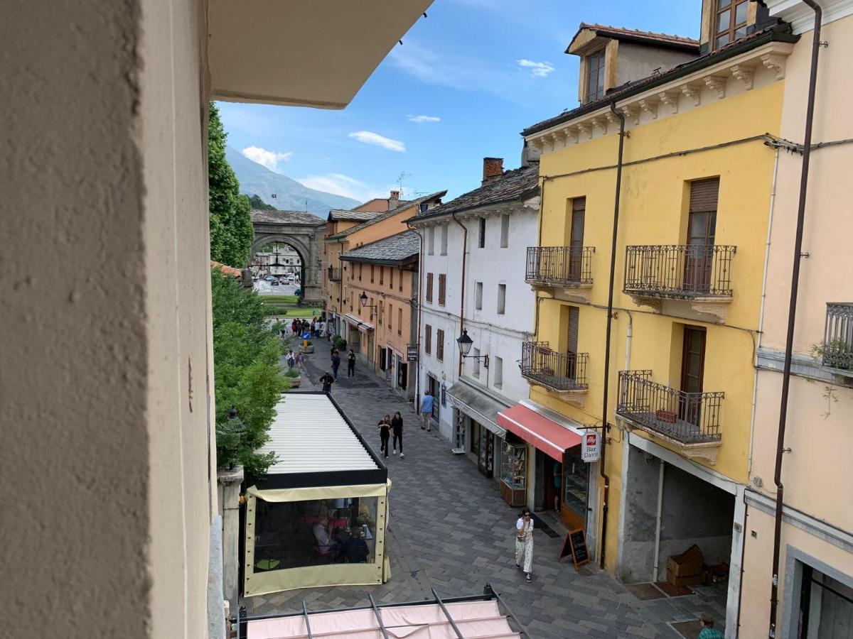 Casa Di Marzi Apartment Aosta Exterior photo